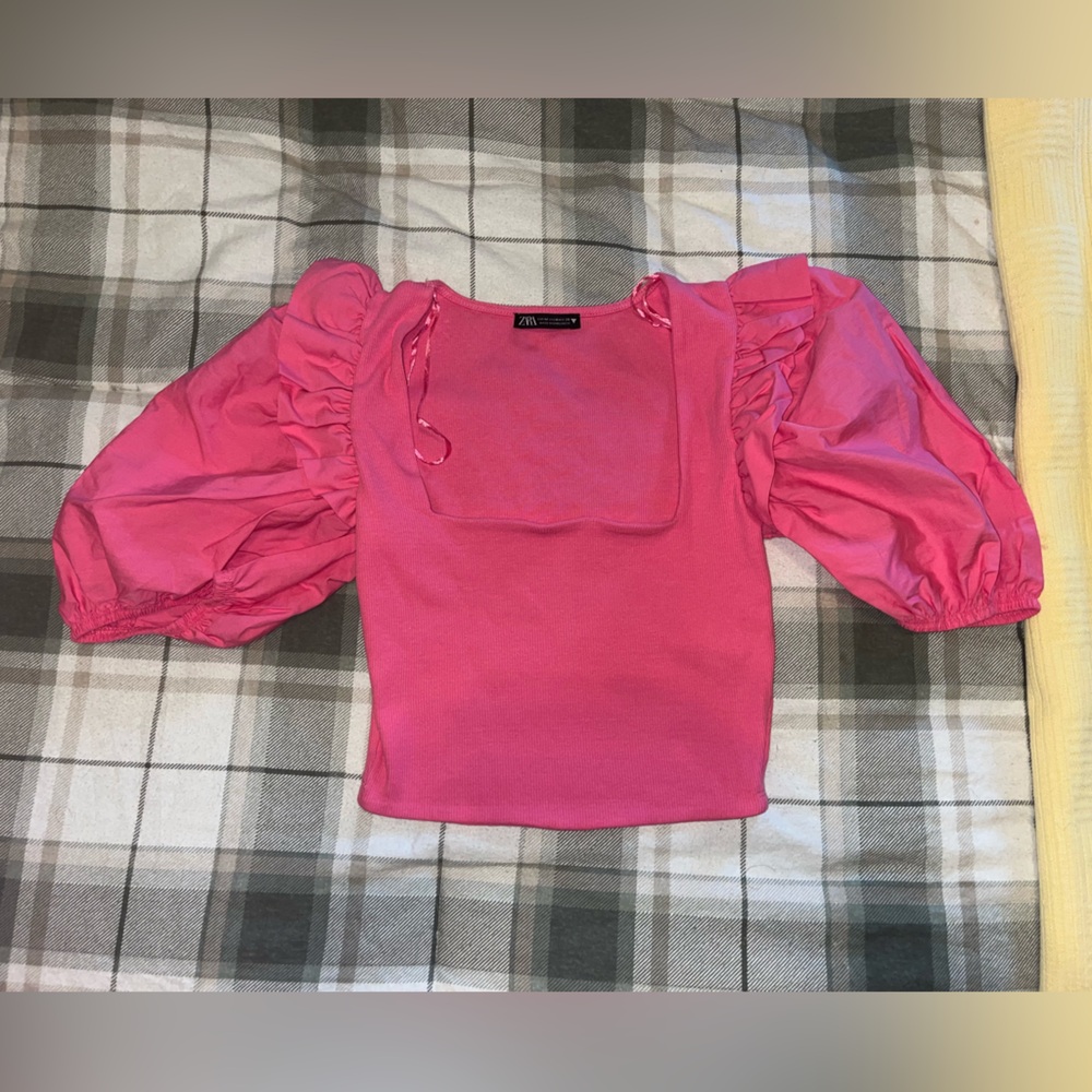 ZARA Cropped Bubble Sleeve Top – Hot Pink 💗 | Size M